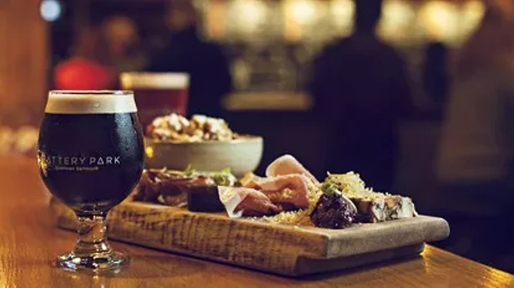 Image: Battery Park Beerbar & Eatery