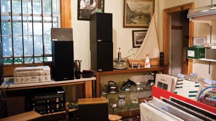 Image: Best Antiques Store