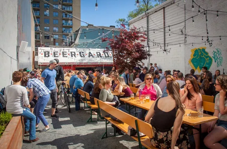 stillwellbeergarden1_lennymullins_.webp