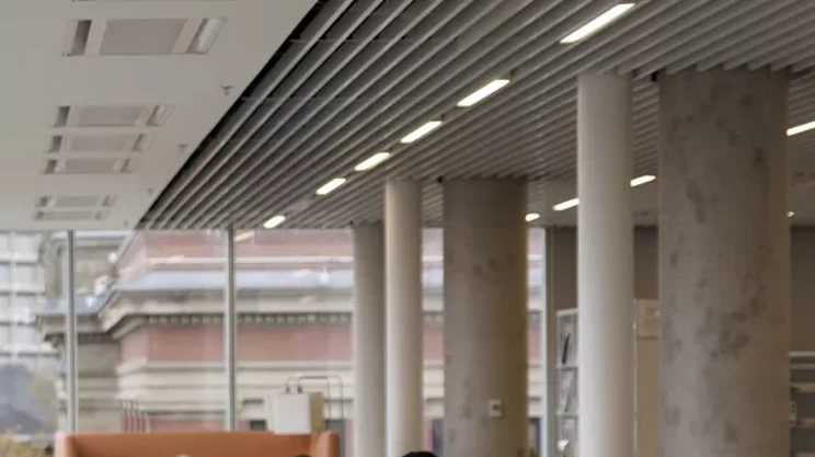 Image: Best Student Hang