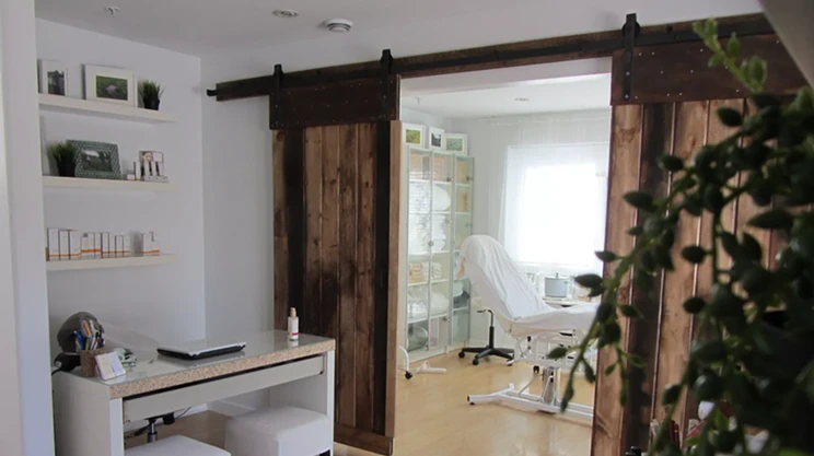 Image: Bradshaw Pure Esthetics makes a move