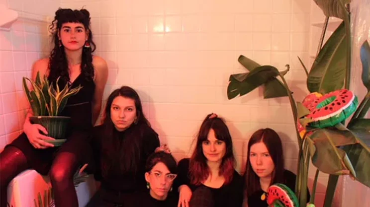 Image: HPX18: Juice Girls
